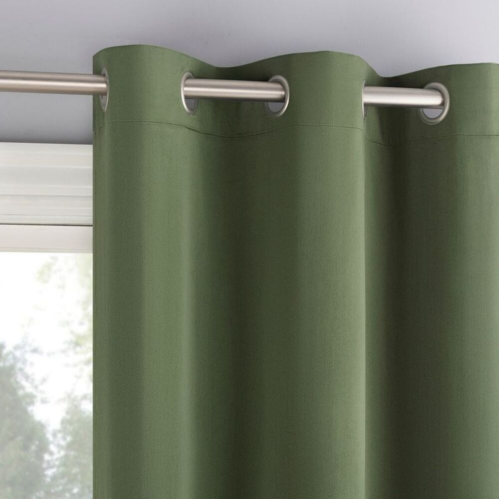 Open Box - Sun Zero - 40"x84" Sun Zero Brighton Velvet 100% Blackout Gro Green